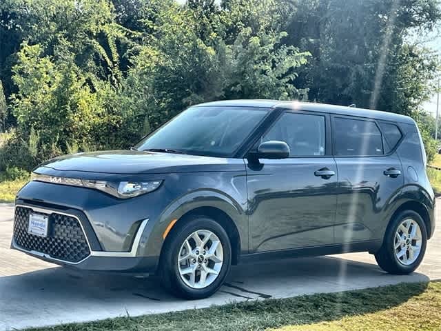 Used 2023 Kia Soul LX with VIN KNDJ23AU4P7884821 for sale in Grapevine, TX