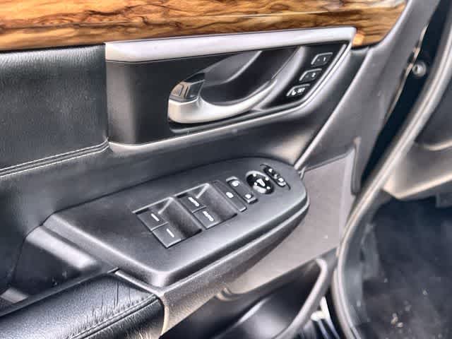 Thumbnail: 2017 Honda CR-V - 30