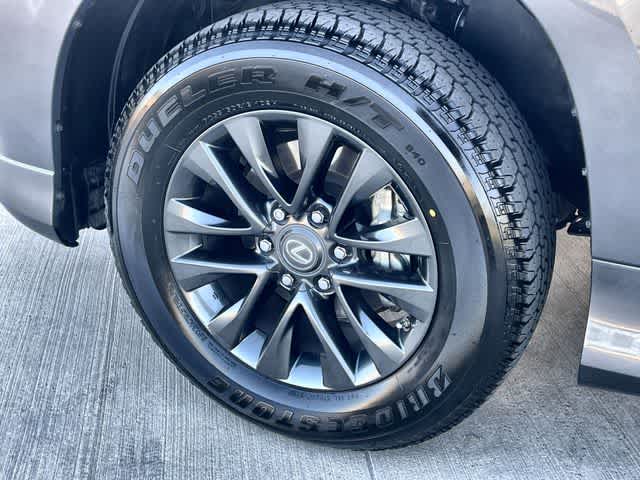 Thumbnail: 2022 Lexus GX - 9