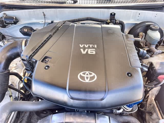 Thumbnail: 2006 Toyota Tundra - 10