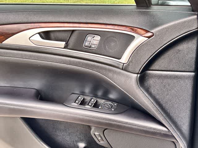 Thumbnail: 2017 Lincoln MKZ - 30