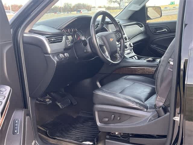 Thumbnail: 2015 Chevrolet Tahoe - 3