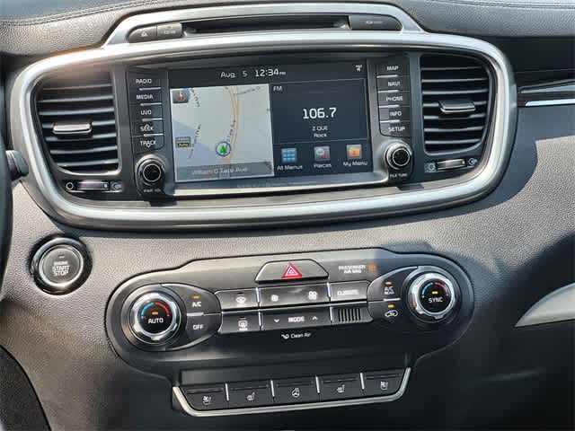 Thumbnail: 2017 Kia Sorento - 18