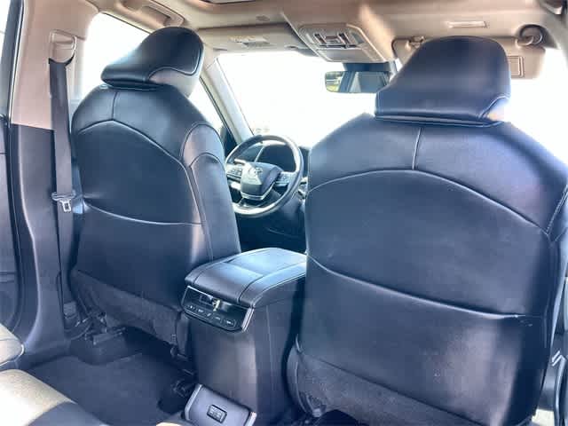 Thumbnail: 2020 Toyota Highlander - 13