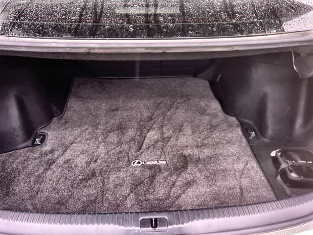 Thumbnail: 2015 Lexus IS - 20