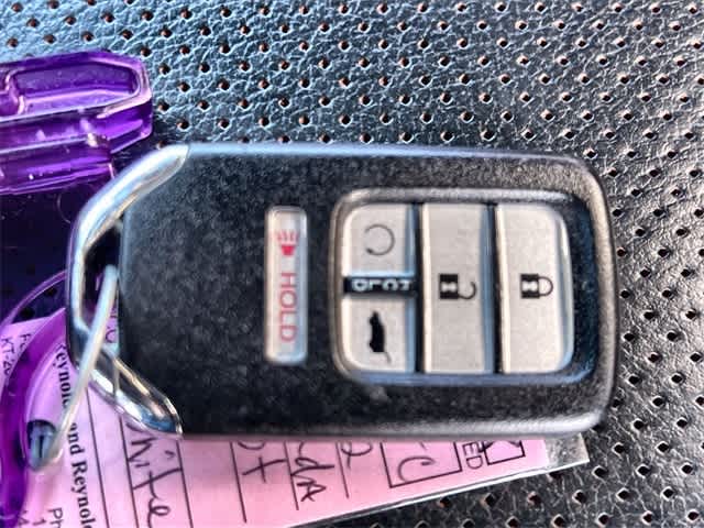 Thumbnail: 2022 Honda Pilot - 21