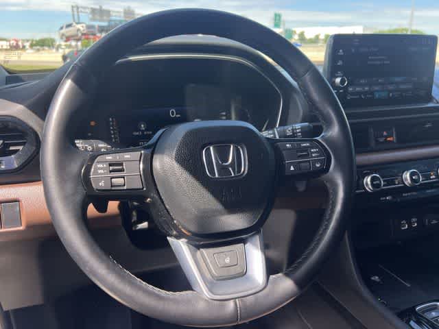 Thumbnail: 2023 Honda Pilot - 17