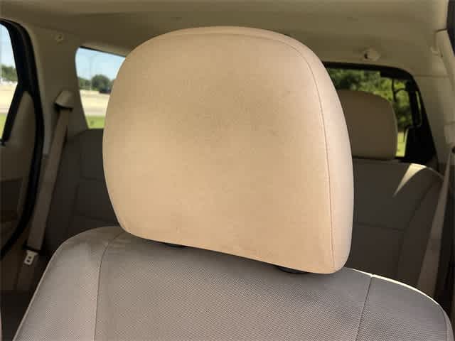 Thumbnail: 2012 Ford Escape - 25