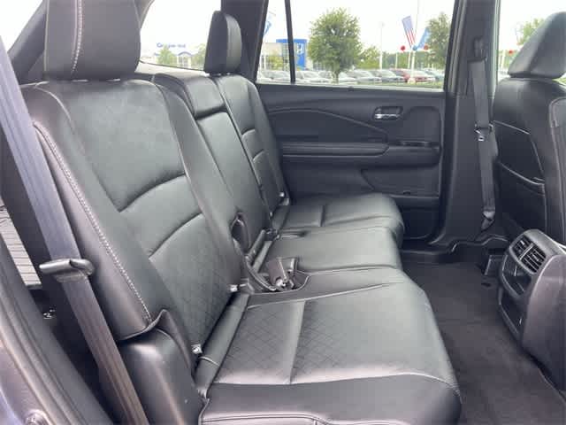 Thumbnail: 2019 Honda Passport - 14