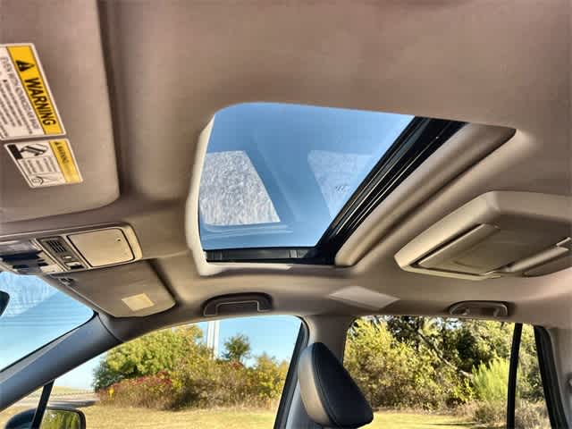 Thumbnail: 2022 Honda Pilot - 32