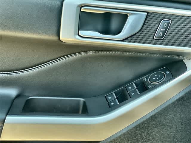 Thumbnail: 2023 Ford Explorer - 30