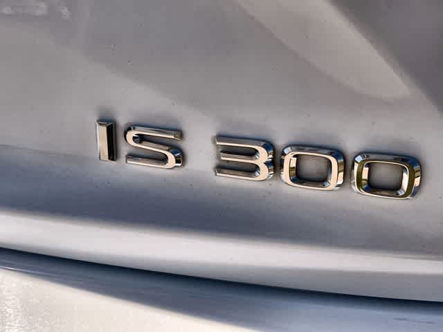 Thumbnail: 2018 Lexus IS - 8