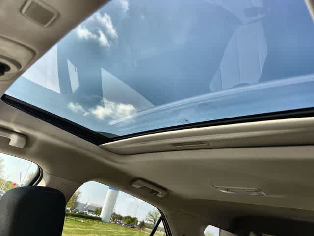 Thumbnail: 2017 Chevrolet Equinox - 31