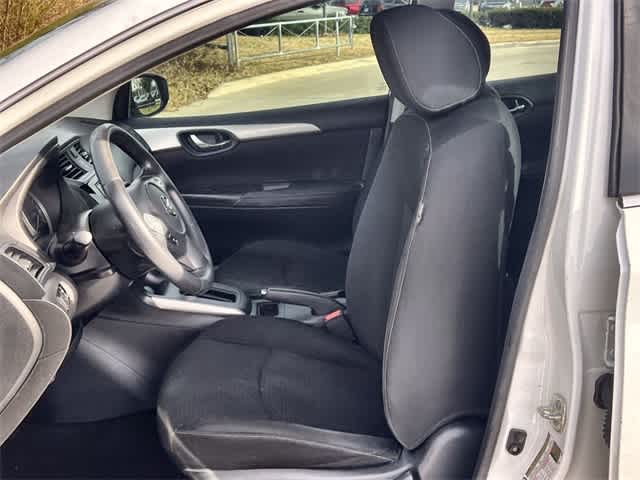 Thumbnail: 2019 Nissan Sentra - 11