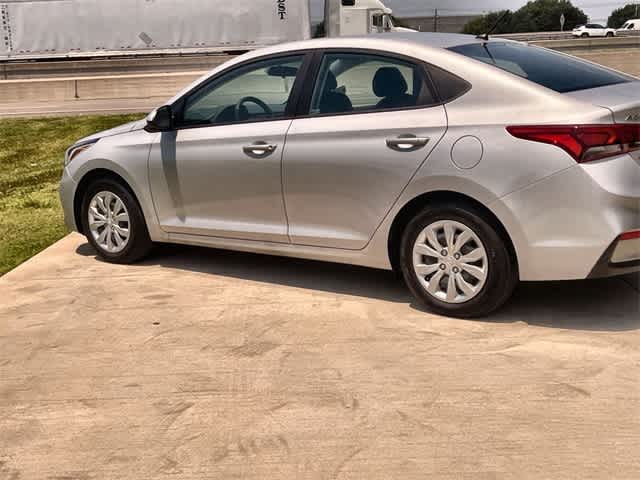 Thumbnail: 2022 Hyundai Accent - 4