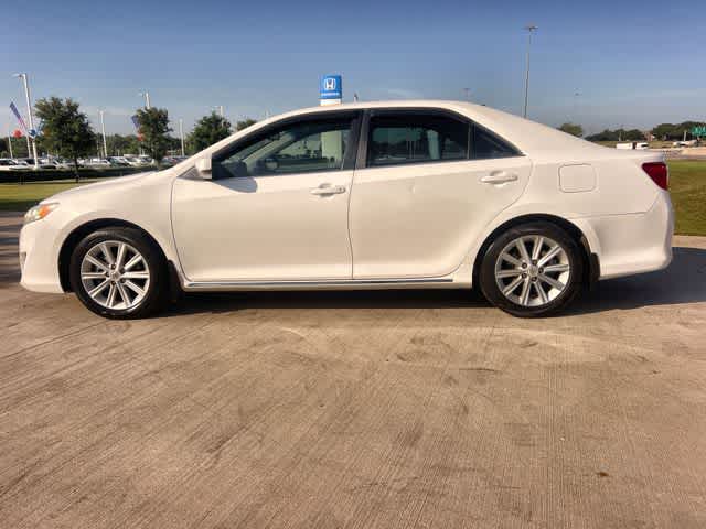 Thumbnail: 2012 Toyota Camry - 4
