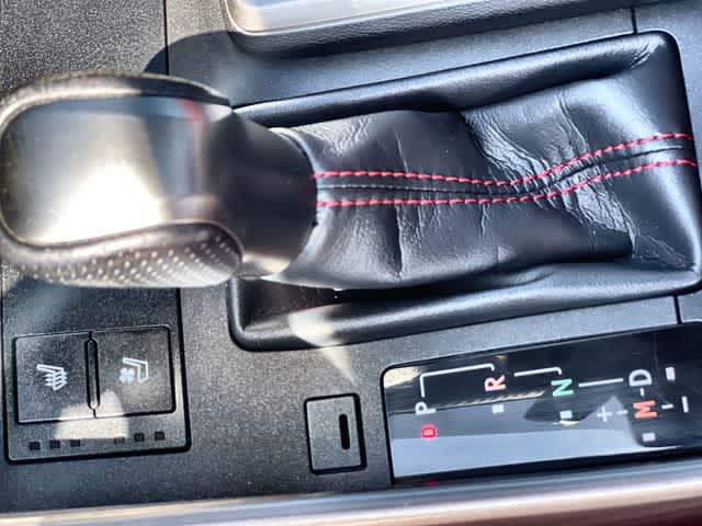 Thumbnail: 2018 Lexus IS - 16