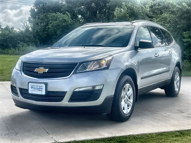 Thumbnail: 2017 Chevrolet Traverse - 2
