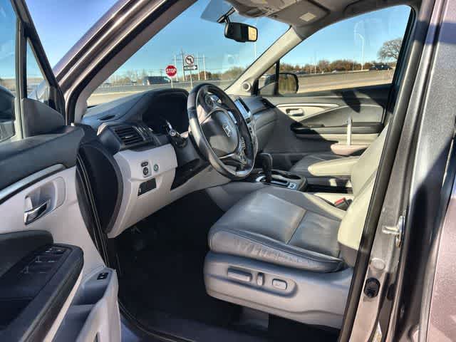 Thumbnail: 2018 Honda Pilot - 3