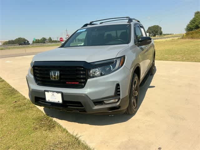 2023 Honda Ridgeline Black Edition photo 2