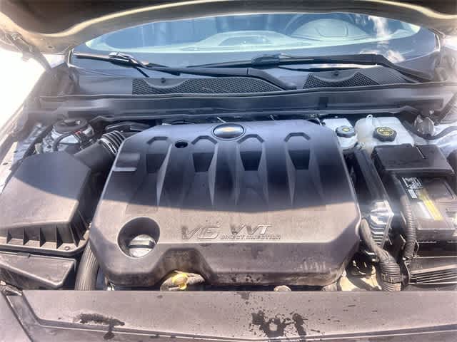 2019 Chevrolet Impala LT 10