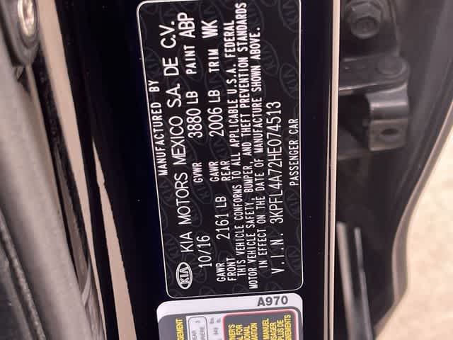 Thumbnail: 2017 Kia Forte - 22