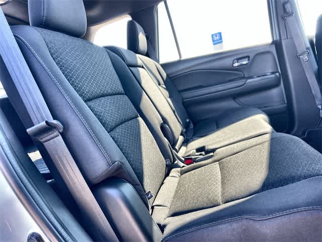 Thumbnail: 2021 Honda Passport - 14