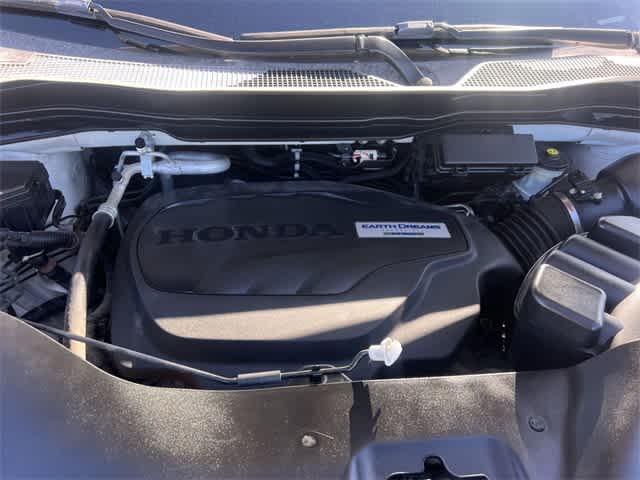 Thumbnail: 2017 Honda Pilot - 10