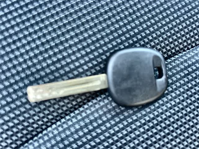 Thumbnail: 2021 Toyota RAV4 - 21