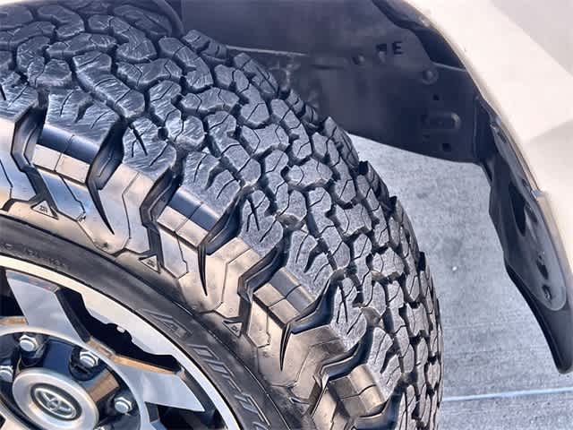 Thumbnail: 2021 Toyota 4Runner - 23