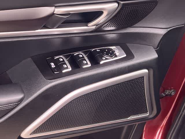 Thumbnail: 2024 Kia Telluride - 30