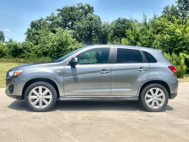 Thumbnail: 2015 Mitsubishi Outlander Sport - 4