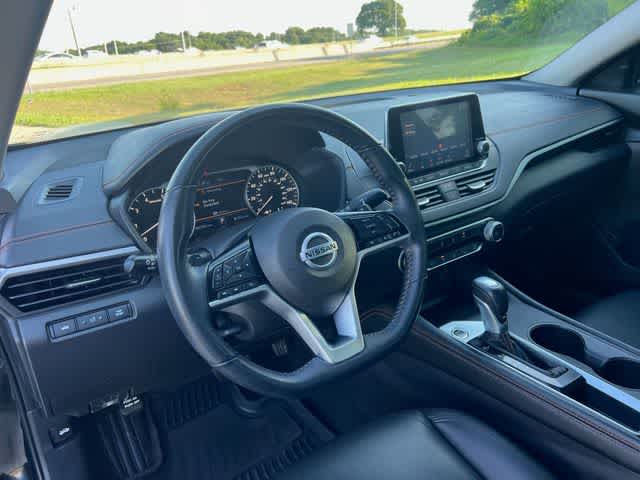 Thumbnail: 2021 Nissan Altima - 15