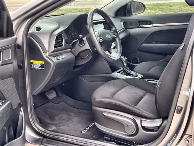 Thumbnail: 2019 Hyundai Elantra - 3
