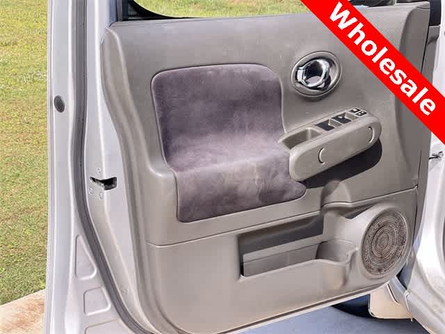 Thumbnail: 2013 Nissan Cube - 28