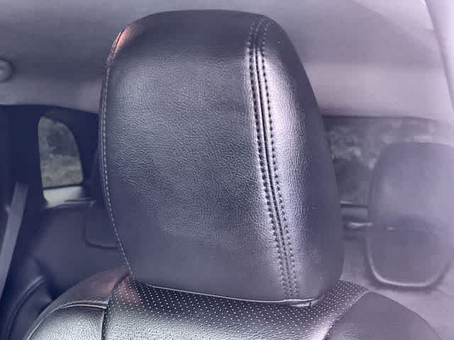 Thumbnail: 2017 Jeep Cherokee - 25