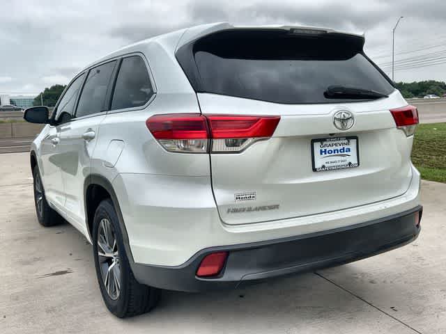 Thumbnail: 2018 Toyota Highlander - 5