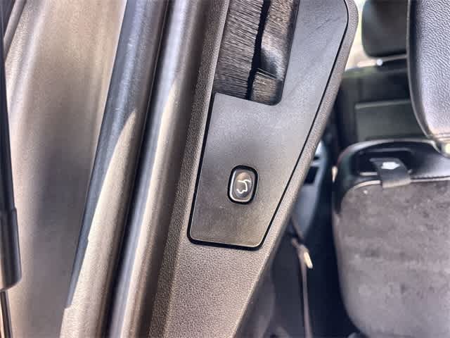 Thumbnail: 2019 Dodge Grand Caravan - 33