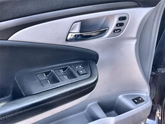 Thumbnail: 2019 Honda Pilot - 30