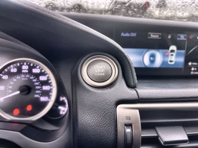 Thumbnail: 2015 Lexus IS - 28