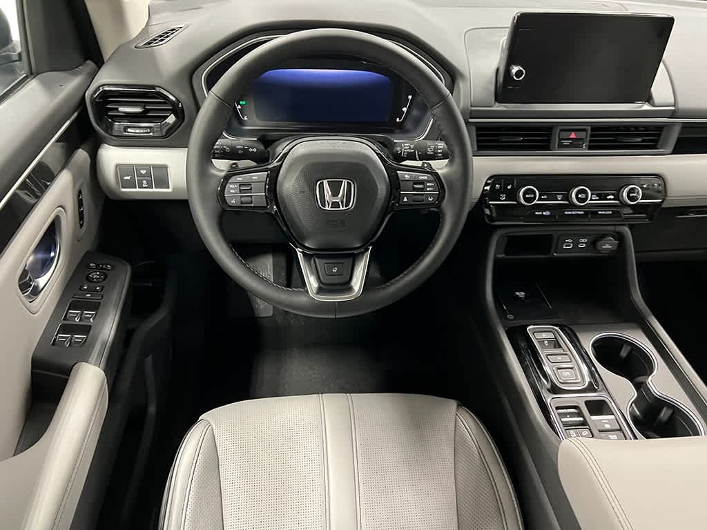 Thumbnail: 2025 Honda Pilot - 18