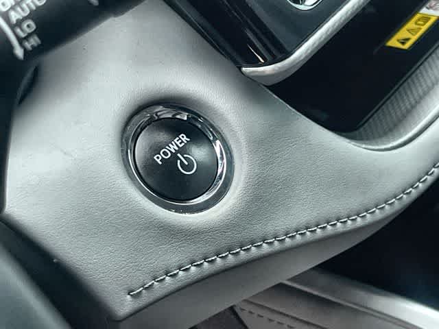 Thumbnail: 2023 Toyota Highlander - 28