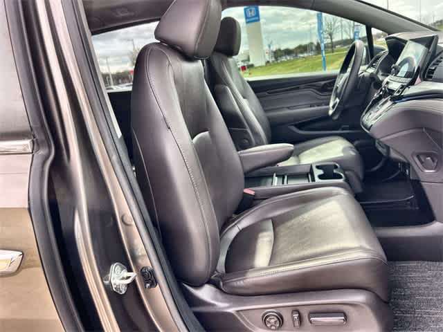 Thumbnail: 2021 Honda Odyssey - 12