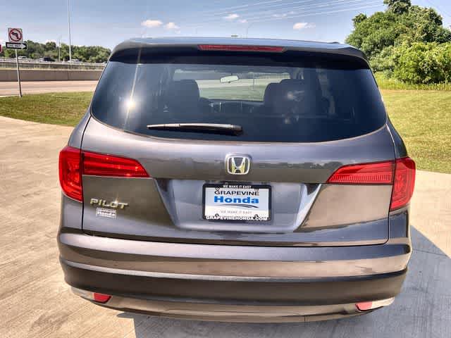 Thumbnail: 2017 Honda Pilot - 6