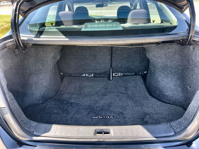 Thumbnail: 2015 Nissan Sentra - 20