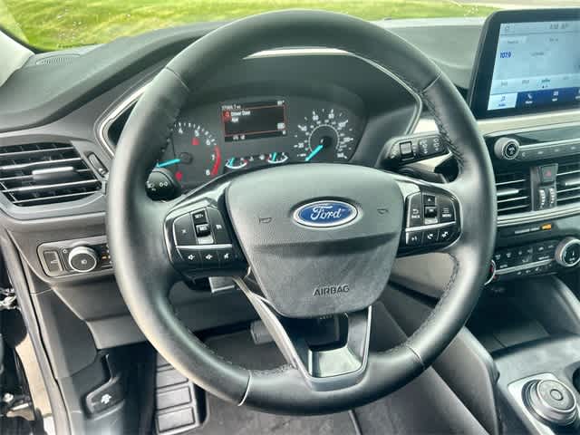 Thumbnail: 2022 Ford Escape - 17