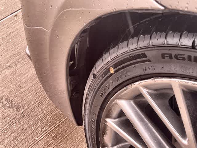 Thumbnail: 2015 Lexus IS - 23