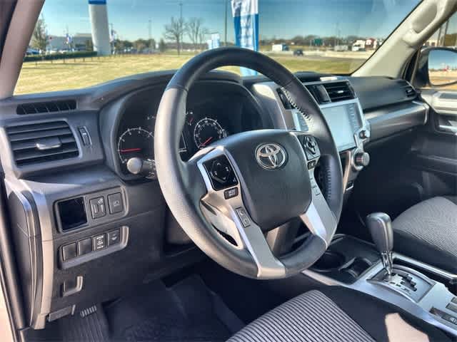 Thumbnail: 2022 Toyota 4Runner - 15