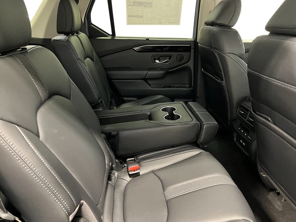 Thumbnail: 2025 Honda Pilot - 40