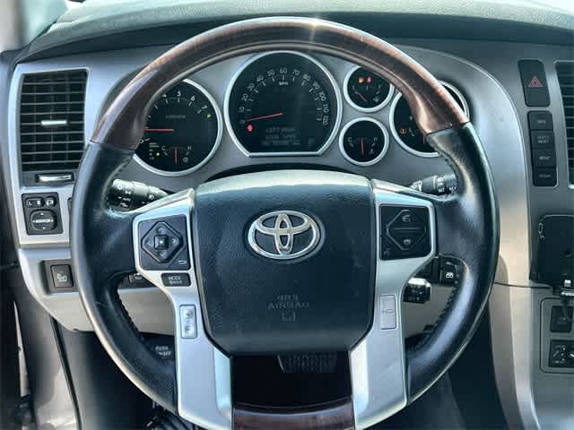 Thumbnail: 2016 Toyota Sequoia - 17